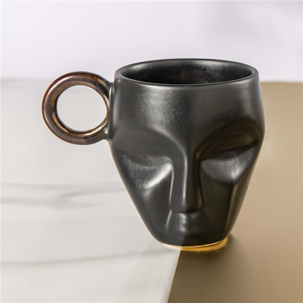 Rialheim Ubuntu Mug Matt Black 12cm