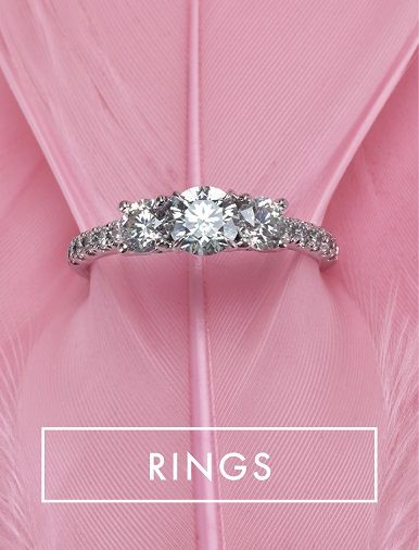 Say 'I do' to wedding jewels that celebrate your unique style at Sterns